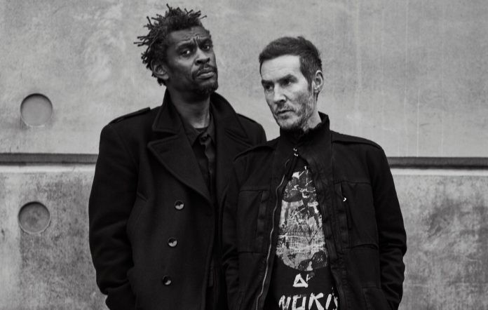 Massive-Attack@2000x1270-696x442-1