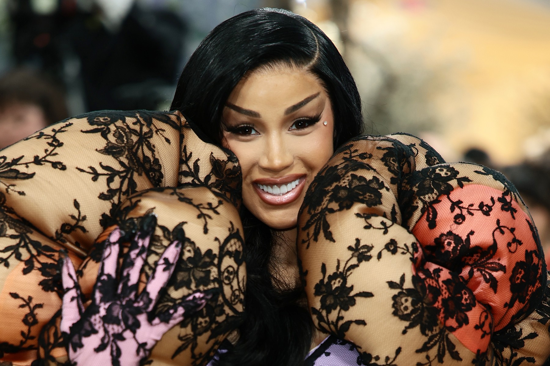 cardi-b-dominates-BET-awards-noms